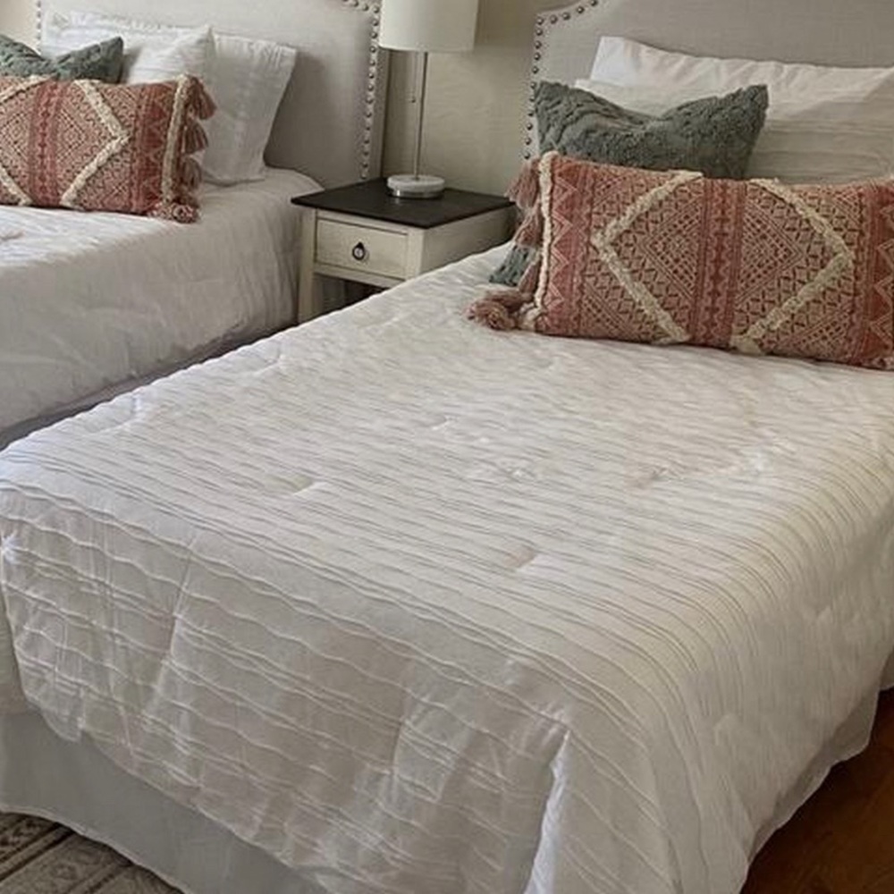 NWT pillow fort jersey wave comforter set white twin